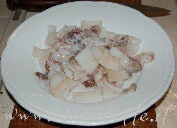 Ricetta Spaghetti allo scoglio al profumo di zafferano | IdeeRicette