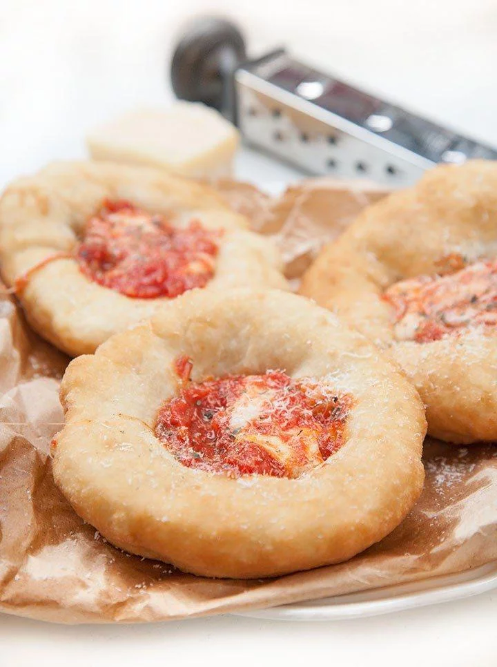 Pizza fritta montanara napoletana
